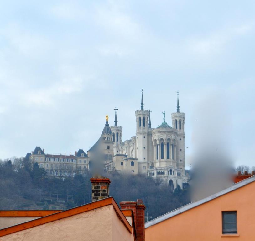 Appartamento Le Secret Des Templiers Lione Esterno foto